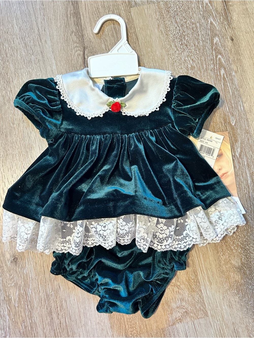 Vintage Jo Lene Green Velvet Baby Dress Set 6-9M Deadstock NWT Lace Holiday